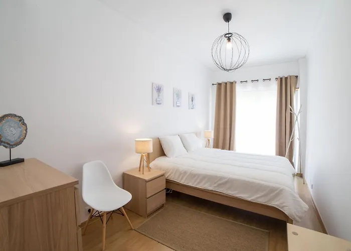 Flh Gulbenkian Flat With Balcony Apartment