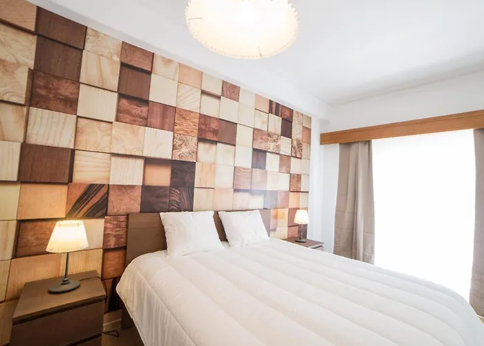 Flh Gulbenkian Flat With Balcony Apartment *