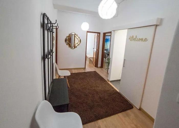 Flh Gulbenkian Flat With Balcony Apartment