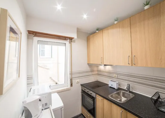 Flh Gulbenkian Flat With Balcony