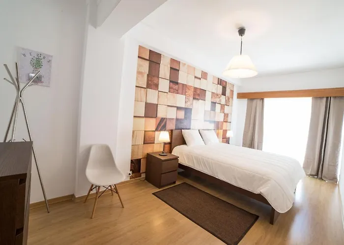 Flh Gulbenkian Flat With Balcony Apartment *